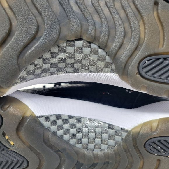 Air Jordan 11 XI Retro Low IE 'Black Red' BRED 2011 306008-001 7.5 1 4 6 12 13 - Picture 11 of 16